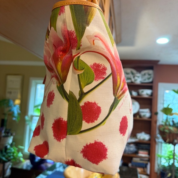 Dooney & Bourke - Picture 5 of 16